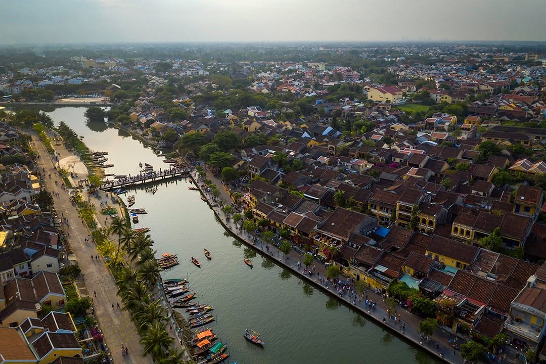 Du Hành Việt